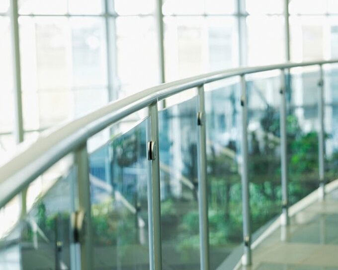 ServiceNow Upper Floor Rail