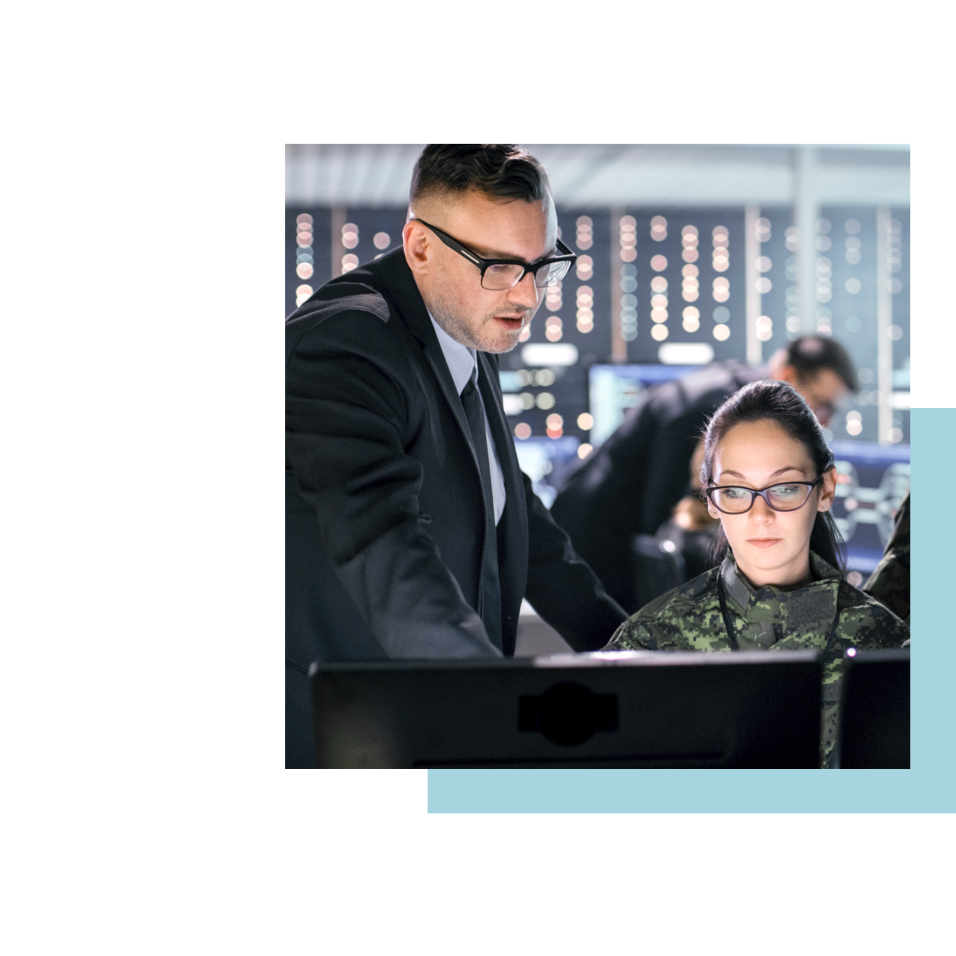 Public sector agents discussing federal gov. cloud platform solutions